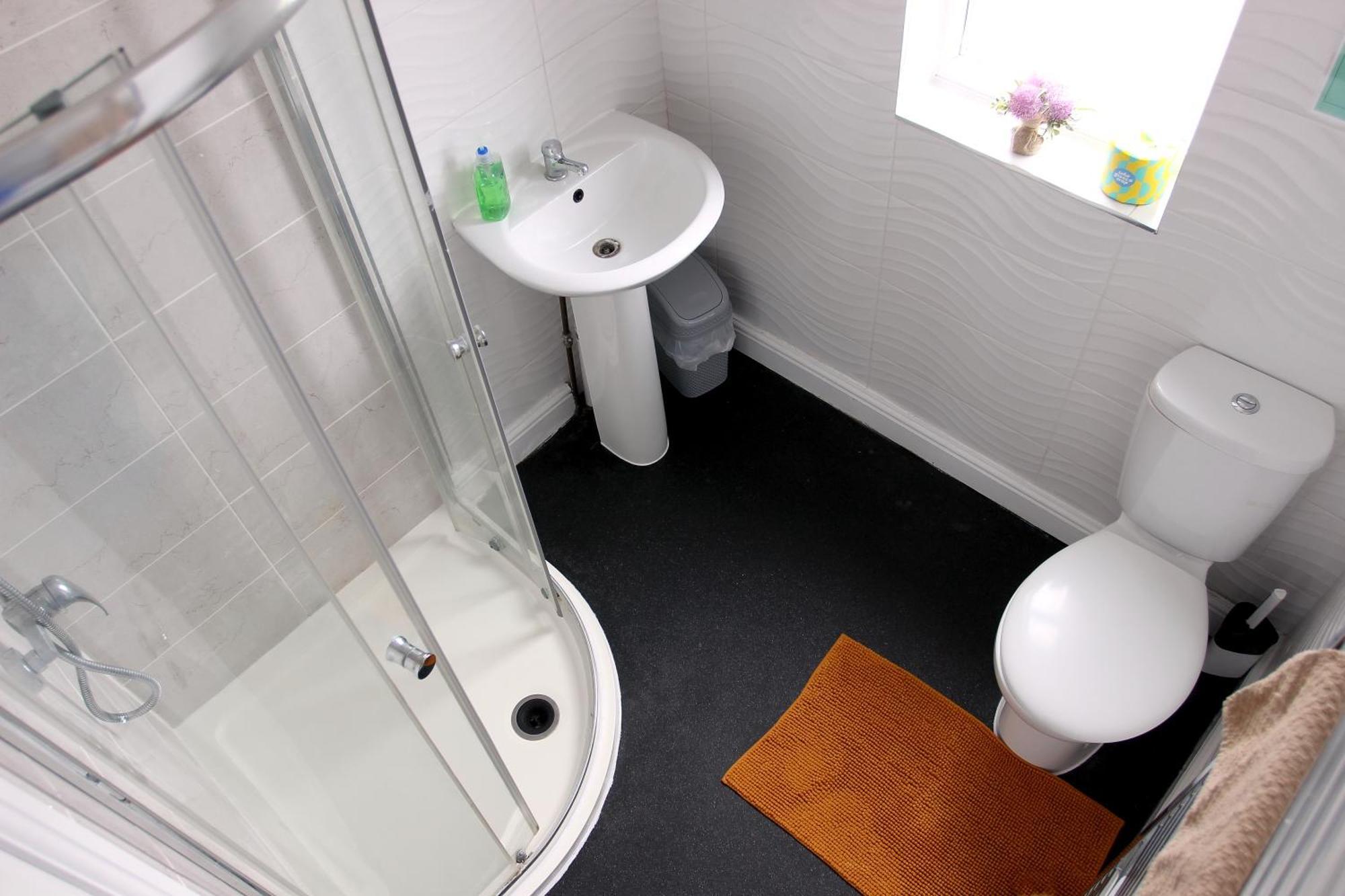 House Share With Few Ensuite Rooms Near Southmead Bristol Exterior foto