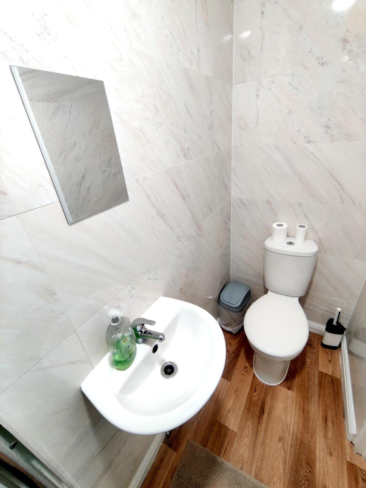 House Share With Few Ensuite Rooms Near Southmead Bristol Exterior foto